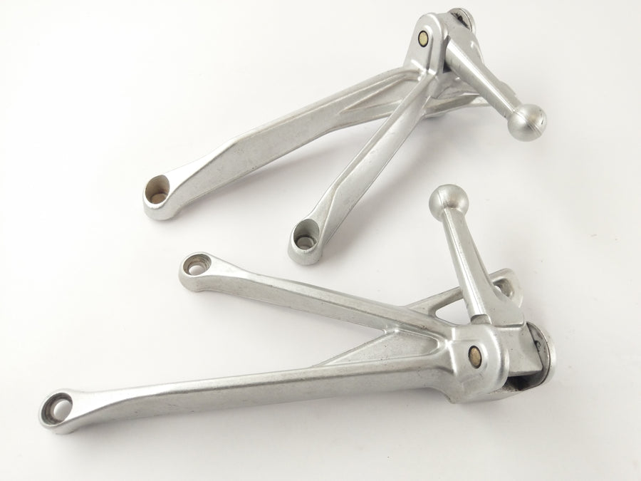Benelli TNT 1130 Sport [2002] - Pedia's Footrests vlevo a vpravo