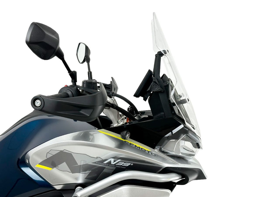 CF Moto 800 MT Explore [2022–2026] – cestovní čelní sklo – pohled 12