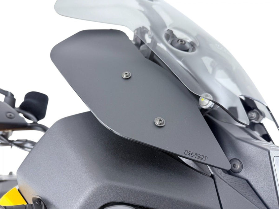 Moto Guzzi Stelvio [2024-2026] – Pár bočních větrných deflektorů – Pohled 7