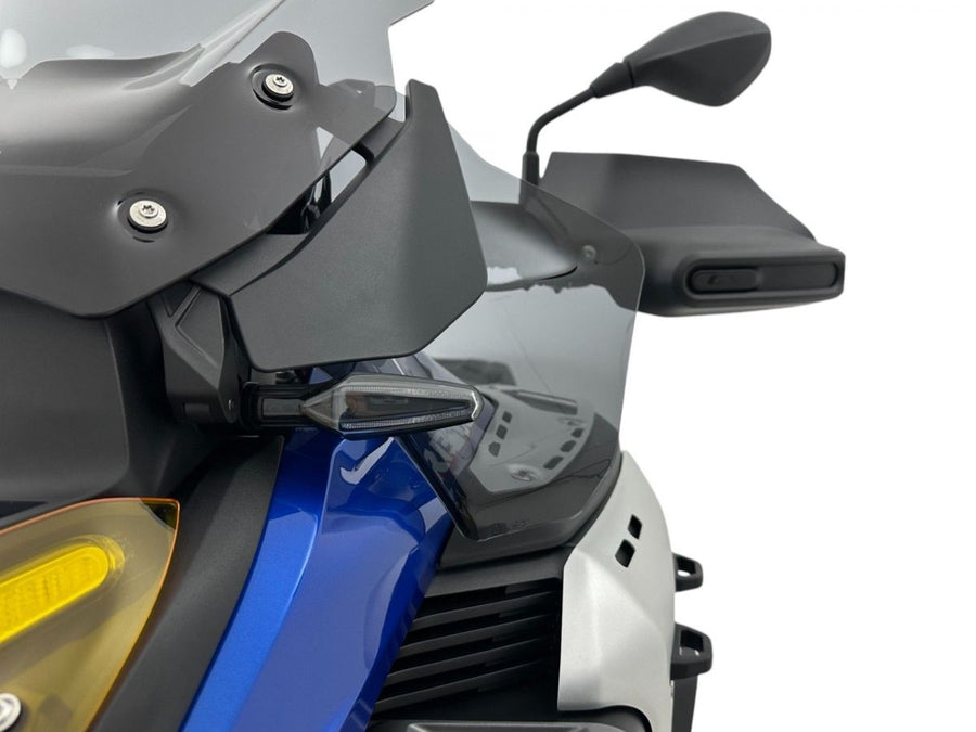 BMW R 1300 GS Adventure [2024-2026] - boční větrné deflektory +20 mm, pár - pohled 1