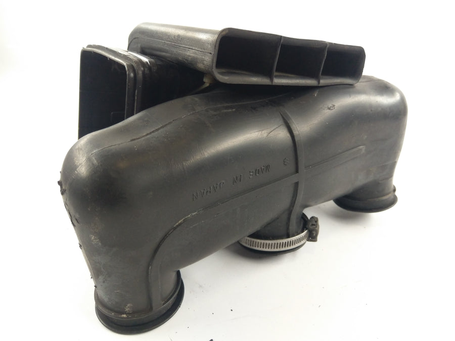 Suzuki GT 550 [1978] - Airbox Air Filter Box bez bočního krytu